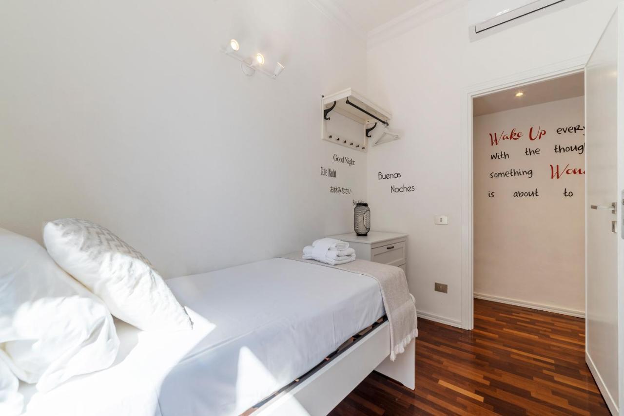 Fontana Di Trevi Design Apartment روما المظهر الخارجي الصورة