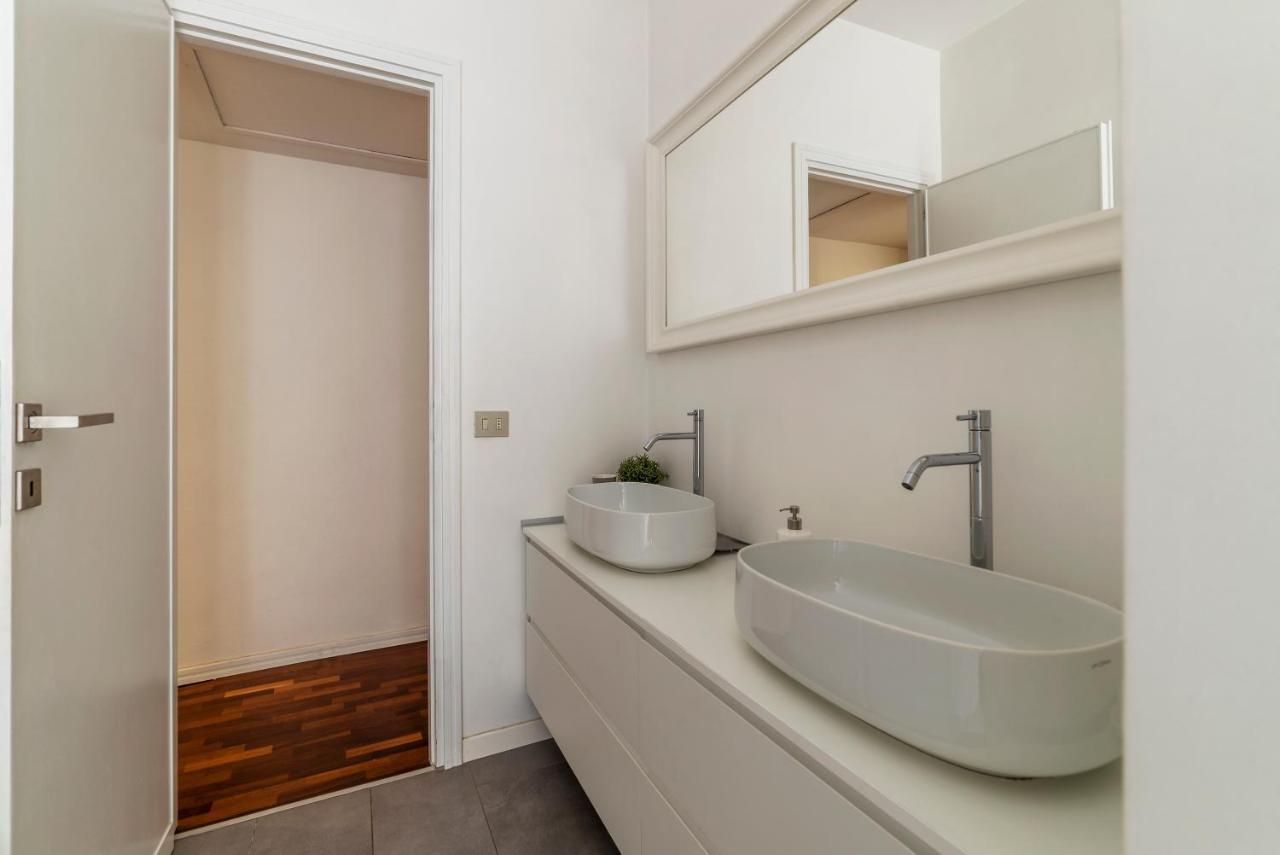 Fontana Di Trevi Design Apartment روما المظهر الخارجي الصورة